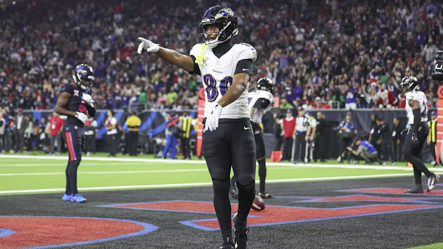 Baltimore Ravens tight end Isaiah Likely will undergo surgery for a small foot fracture. | Troy Taormina-Imagn Images