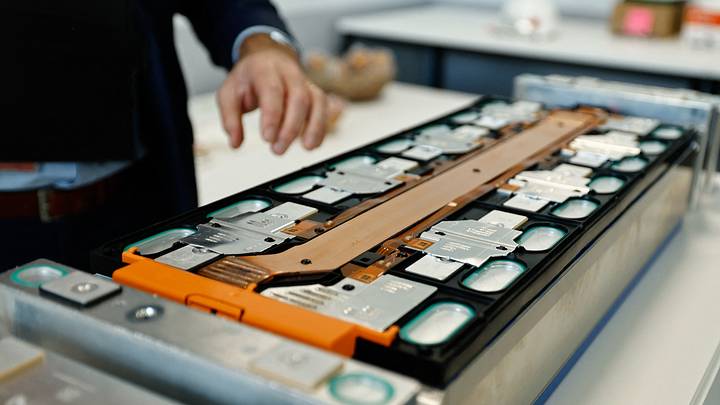 FRANCE-ECONOMY-ENERGY-BATTERY FRANCE-ECONOMY-ENERGY-BATTERY
