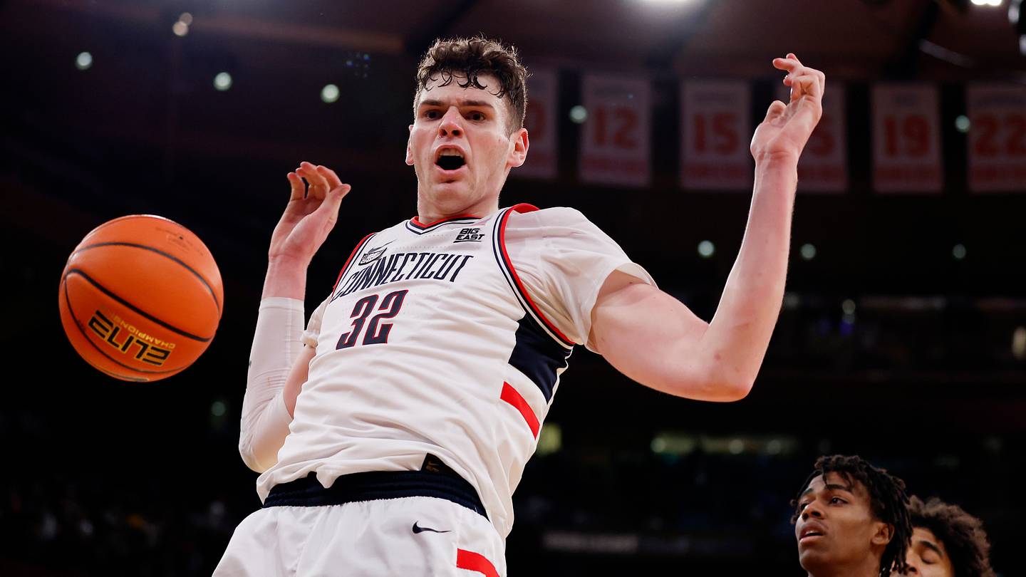 2024 NBA Draft scouting report: Donovan Clingan - Vimarsana News
