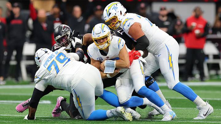 Los Angeles Chargers v Atlanta Falcons