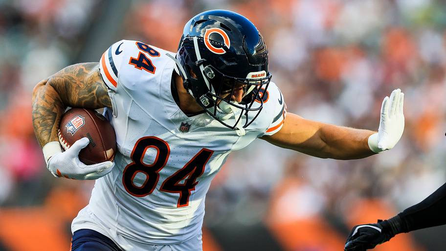 Chicago Bears tight end Colston Loveland