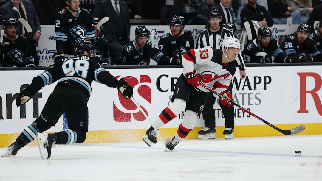 New Jersey Devils left wing Jesper Bratt (63): Rob Gray-Imagn Images