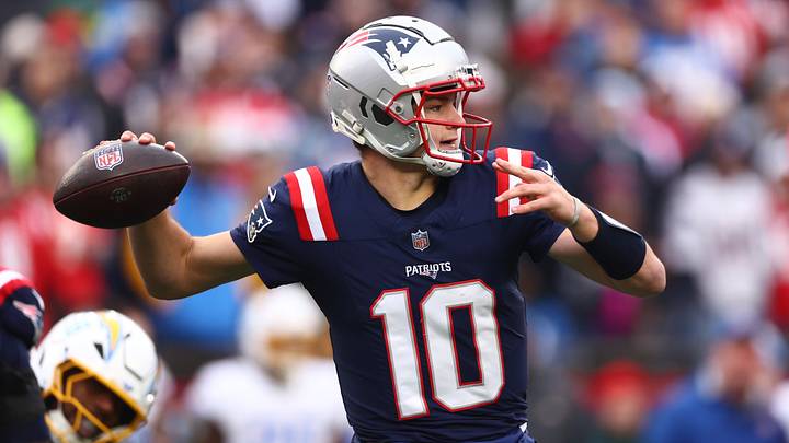 Los Angeles Chargers v New England Patriots