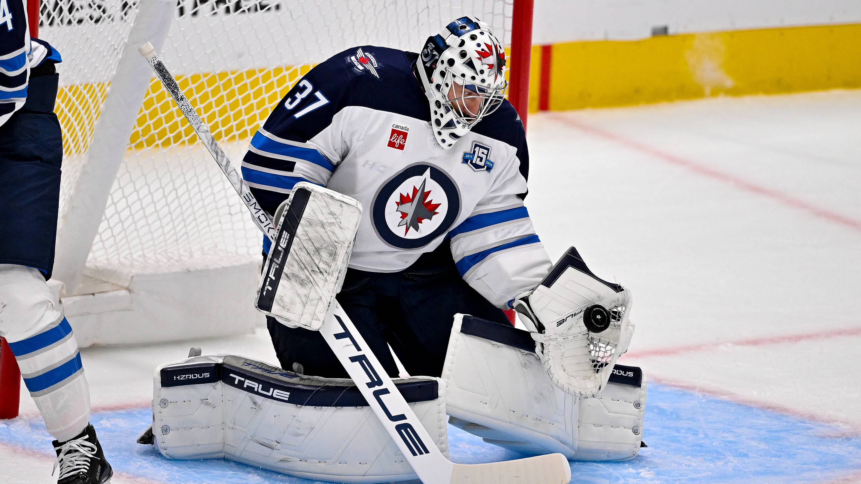 There is a number that would make the New Jersey Devils interested in Connor Hellebuyck