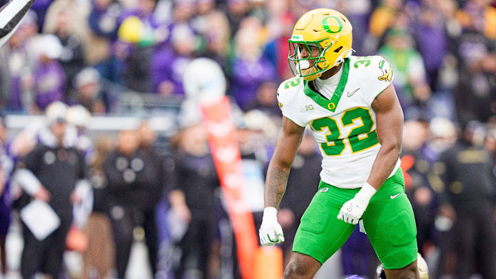Oregon outside linebacker Nasir Wyatt celebrates a sack as the Oregon Ducks take on the Washington Huskies on Nov. 29, 2025, at Husky Stadium in Seattle, Washington.