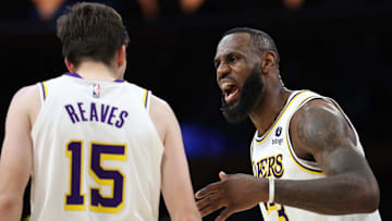 Golden State Warriors v Los Angeles Lakers