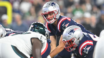 Aug 15, 2024; Foxborough, Massachusetts, USA; New England Patriots quarterback Drake Maye (10) waits for a snap against the Philadelphia Eagles zduring the first half at Gillette Stadium. Mandatory Credit: Brian Fluharty-USA TODAY Sports