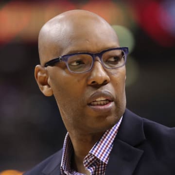 Feb 3, 2019; Toronto, Ontario, CAN; Los Angeles Clippers assistant coach Sam Cassell during the game