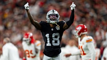 Kansas City Chiefs v Las Vegas Raiders