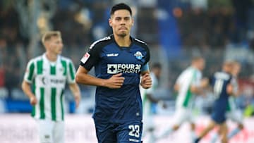 Raphael Obermair ist Kapitän und Leistungsträger des SC Paderborn. Doch wie lange noch?