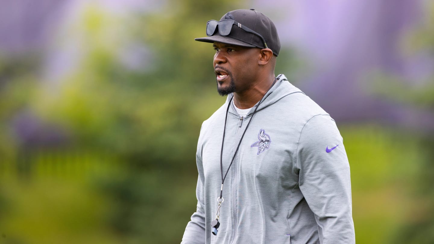 Vikings DC Brian Flores on roles for Dallas Turner, Harrison Smith this year