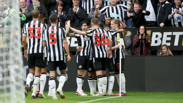 Newcastle celebrate Alexander Isak's successful penalty against Burnley