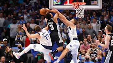 Luka Doncic, Maxi Kleber, Keldon Johnson