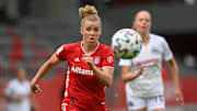 Linda Dallmann trifft mit den Bayern auf Eintracht Frankfurt