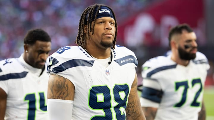 Dec 8, 2024; Glendale, Arizona, USA; Seattle Seahawks defensive tackle Roy Robertson-Harris (98) against the Arizona Cardinals at State Farm Stadium. Dec 8, 2024; Glendale, Arizona, USA; Seattle Seahawks defensive tackle Roy Robertson-Harris (98) against the Arizona Cardinals at State Farm Stadium.