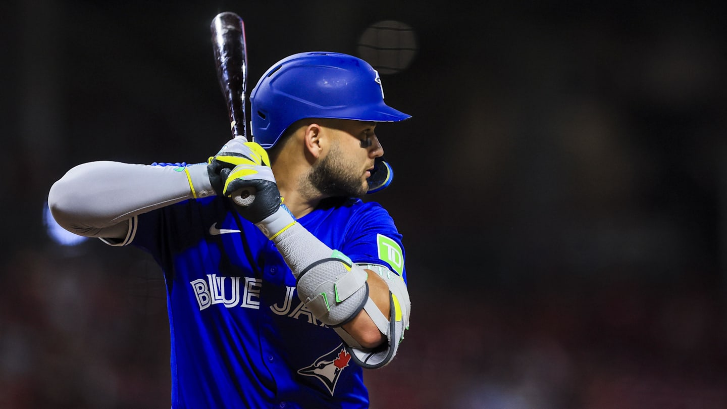Blue Jays Officially Add Bo Bichette to World Series 26-Man Roster
