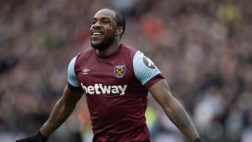 West Ham United v Aston Villa - Premier League
