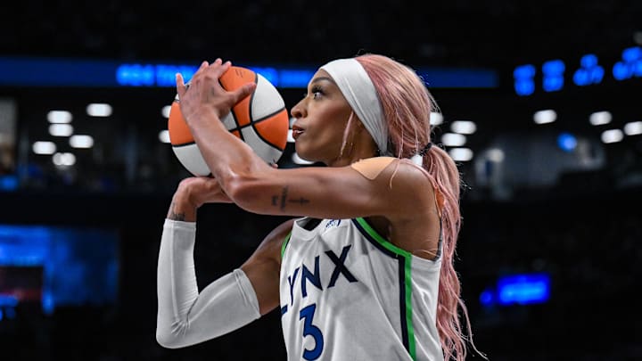 Aug 10, 2025; Brooklyn, New York, USA; Minnesota Lynx guard DiJonai Carrington (3) shoots the ball during the second half against the New York Liberty at Barclays Center. Mandatory Credit: John Jones-Imagn Images Aug 10, 2025; Brooklyn, New York, USA; Minnesota Lynx guard DiJonai Carrington (3) shoots the ball during the second half against the New York Liberty at Barclays Center. Mandatory Credit: John Jones-Imagn Images