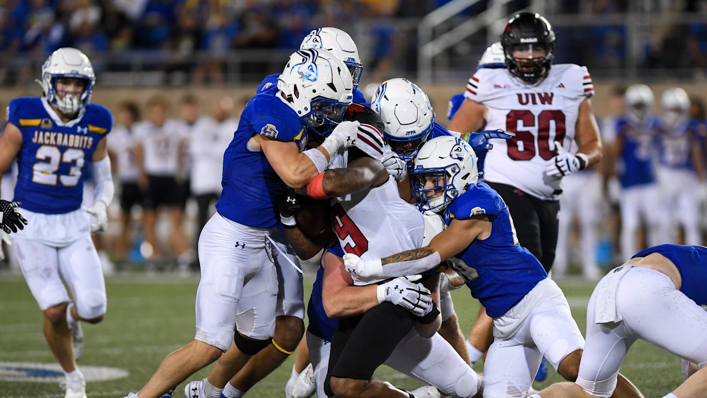 Incarnate Word at South Dakota State