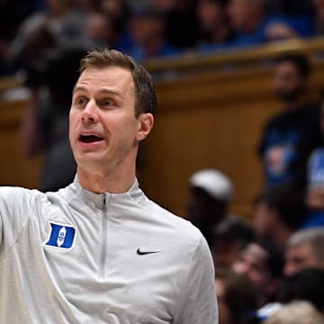 Duke basketball head coach Jon Scheyer