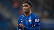 Wesley Fofana est impressionné par la finition d'un de ses partenaires en équipe de France.