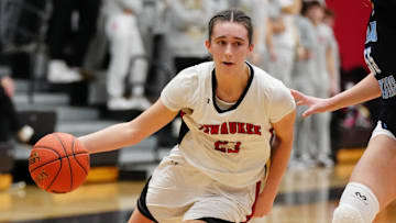 Pewaukee's Giselle Janowski (23) breaks for the paint during the game at home against McFarland on Friday, Dec. 22, 2023.