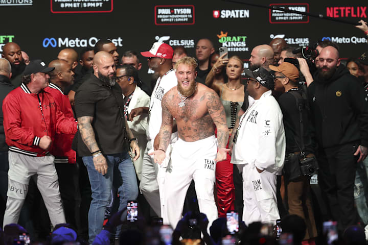 Jake Paul vs Mike Tyson weigh-ins