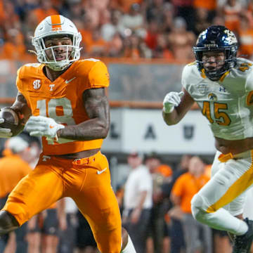 Tennessee running back DeSean Bishop (18) runs with the ball during a NCAA game between Tennessee and Kent State in Neyland Stadium in Knoxville on Saturday, Sept. 14, 2024.