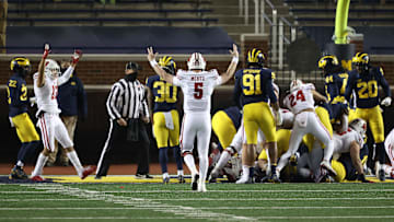 Wisconsin v Michigan