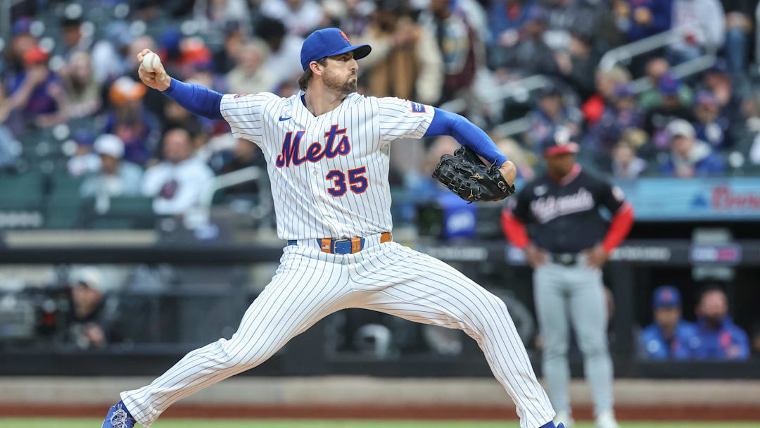 Apr 28, 2026; New York City, New York, USA;  New York Mets starting pitcher Clay Holmes (35) pitches in the first inning against the Washington Nationals at Citi Field. Mandatory Credit: Wendell Cruz-Imagn Images