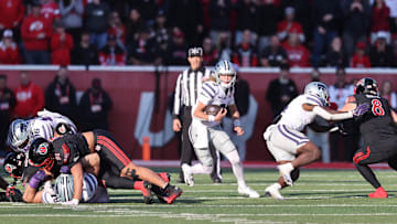 Kansas State Wildcats quarterback Avery Johnson runs the ball against the Utah Utes. Mandatory Credit: Rob Gray-Imagn Images