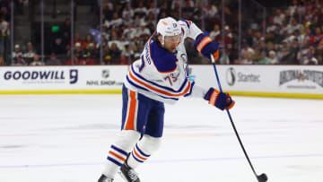 Edmonton Oilers defenseman Vincent Desharnais (73) 