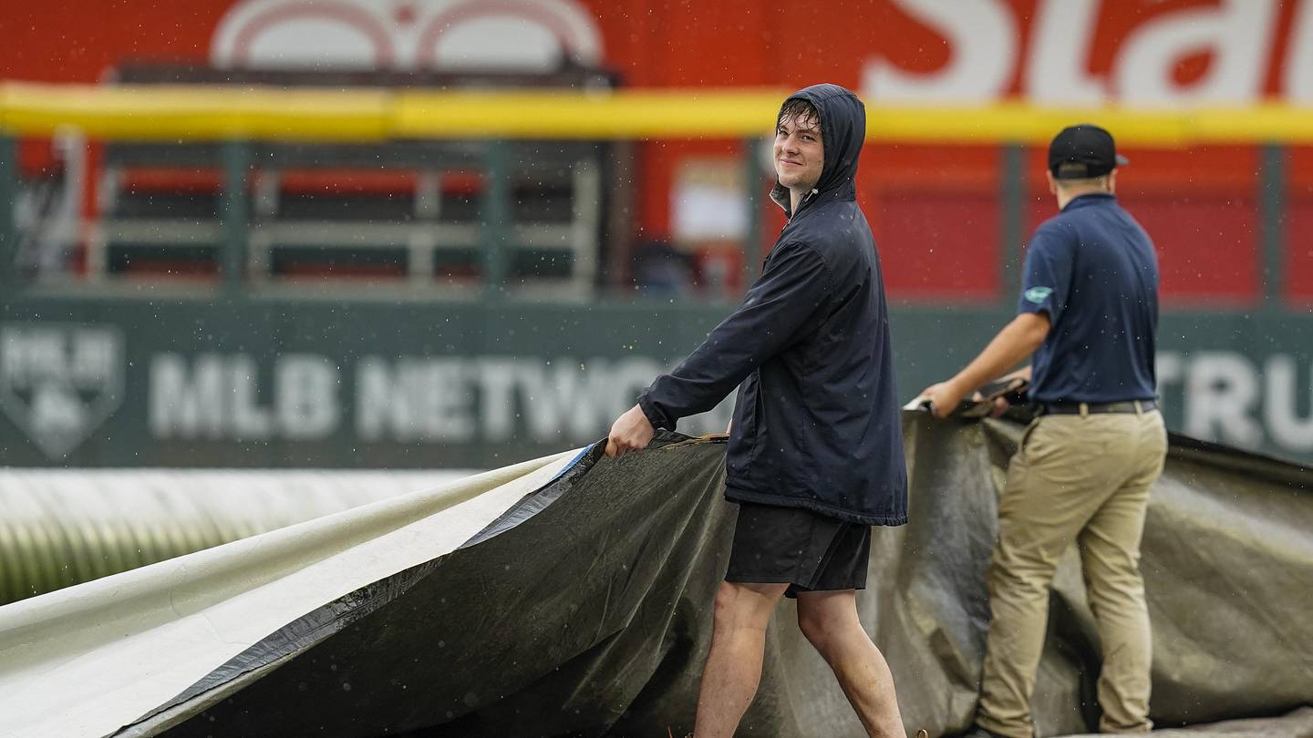 Padres-Braves start time: Rain delay updates from Truist Park - Vimarsana News
