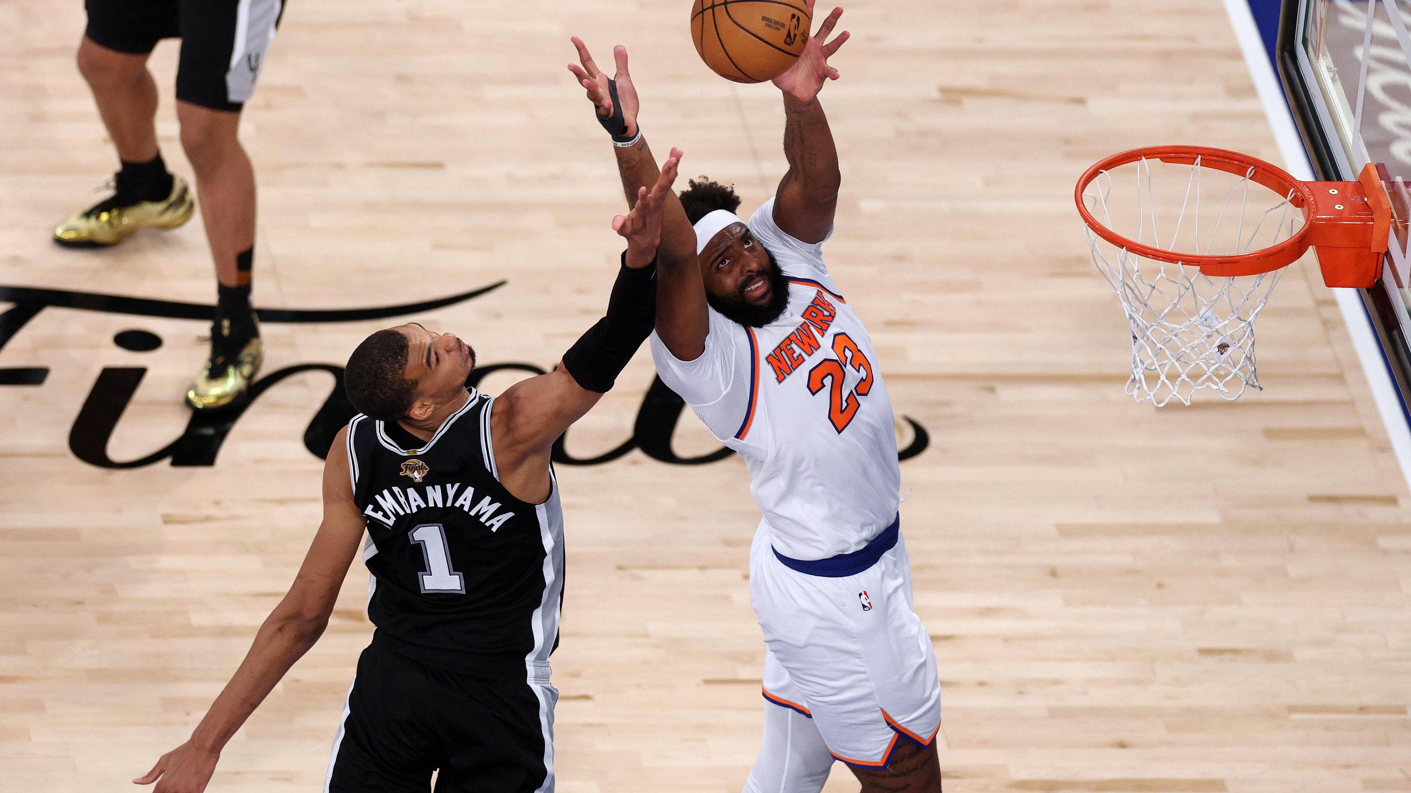 Report: Knicks Likely Losing Big Man; Should Sixers Be Interested?
