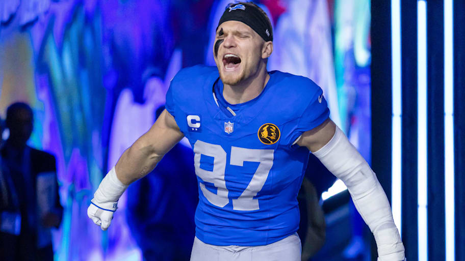 Detroit Lions defensive end Aidan Hutchinson