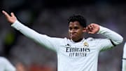 Endrick faz de cavadinha e ajuda na classificação do Real