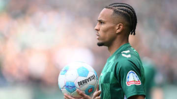Felix Agu im Werder-Trikot. Wie lange trägt er noch das grün-weiße Dress?