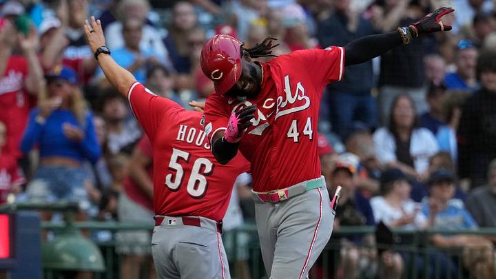 Cincinnati Reds v Milwaukee Brewers