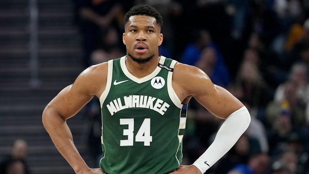 Milwaukee Bucks v Golden State Warriors