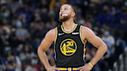 Stephen Curry está atravesando por un mal momento con sus disparos