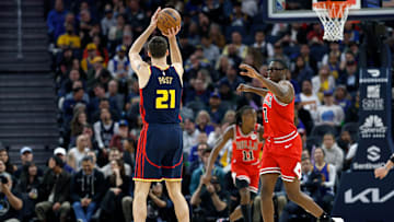 Chicago Bulls v Golden State Warriors