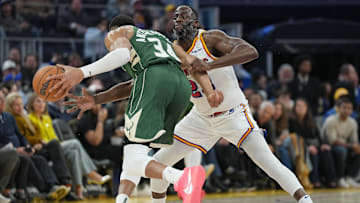 Milwaukee Bucks v Golden State Warriors