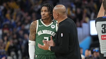 Milwaukee Bucks v Golden State Warriors