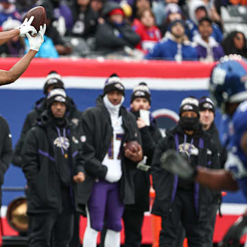 Dec 15, 2024; East Rutherford, New Jersey, USA; Baltimore Ravens tight end Isaiah Likely (80) makes a catch during the first half against the New York Giants at MetLife Stadium. Mandatory Credit: Vincent Carchietta-Imagn Images