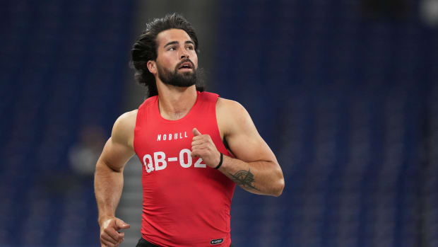 Sam Hartman runs the 40-yard dash at the 2024 NFL Combine