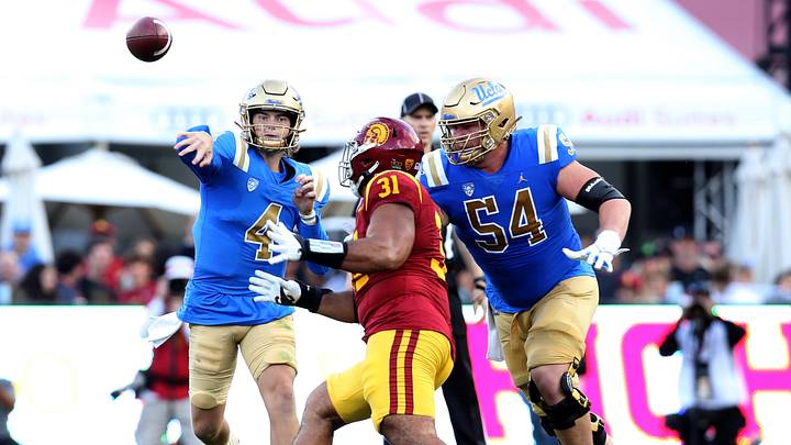 UCLA Bruins quarterback Ethan Garbers (Mandatory Credit: Jason Parkhurst-Imagn Images