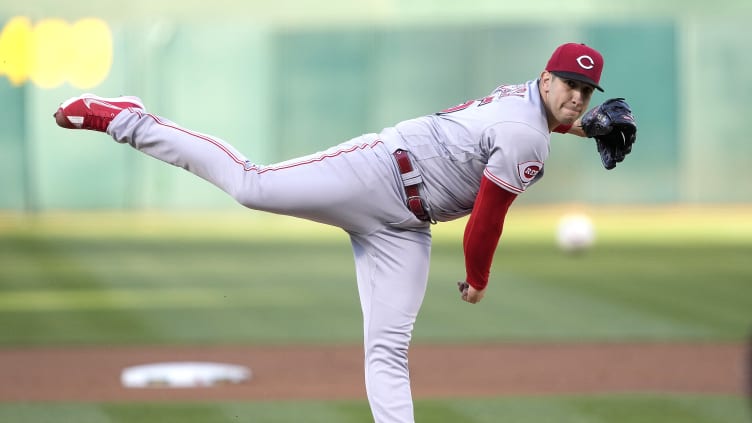 Cincinnati Reds starting pitcher Luis Cessa