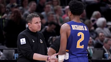 McNeese State is favored on Monday night.