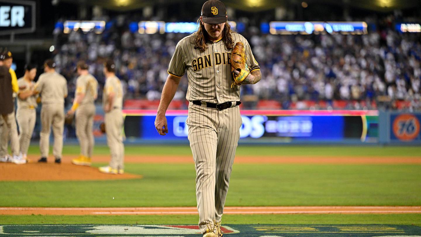 3 free agents the la angels should avoid at all costs