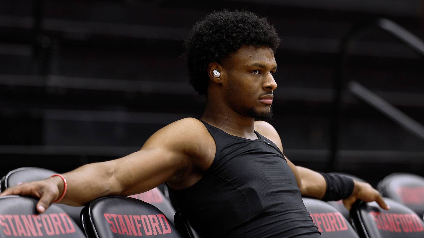 A case for and against Bronny James staying in the NBA Draft - Vimarsana News